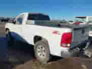 2008 GMC Sierra 1500 Work Truck z VIN 1GTEC14X68Z223631, wystawiony jako IAAI lot #41258407 z przebiegiem 126 505 mil mil oraz . Historia ofert i sprzedaży dostępna na DreamBid. Obrazek 3.