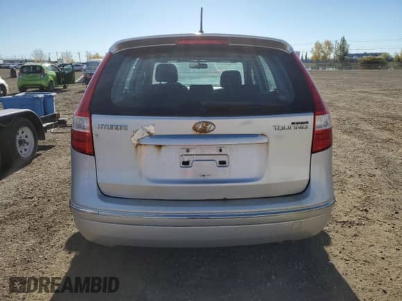 2012 Hyundai Elantra SE z VIN KMHDC8AE1CU145610, wystawiony jako Copart lot #82262375 z przebiegiem 156 146 mil mil oraz Czysty tytuł • Clean title. Historia ofert i sprzedaży dostępna na DreamBid. Obrazek 6.