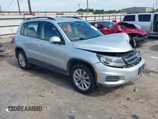 2017 Volkswagen Tiguan S with VIN WVGAV7AX4HK043309, listed as a IAAI auction lot 42903064 with 107,915 mi miles and . Bid and sale history available at DreamBid. Image 1.