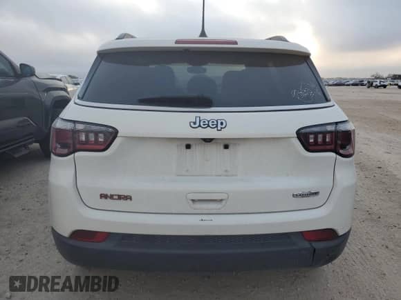 2019 Jeep Compass Altitude z VIN 3C4NJCBBXKT711522, wystawiony jako Copart lot #82715655 z przebiegiem 128 723 mil mil oraz Czysty tytuł • Clean title. Historia ofert i sprzedaży dostępna na DreamBid. Obrazek 6.