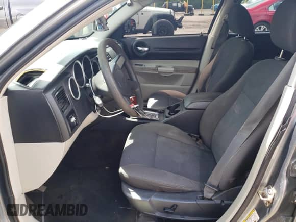 2006 Dodge Magnum with VIN 2D4FV47V76H354996, listed as a Copart auction lot 63736045 with 255,959 mi miles and Salvage title. Bid and sale history available at DreamBid. Image 7.