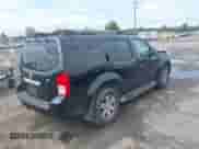 2009 Nissan Pathfinder LE z VIN 5N1AR18B49C617107, wystawiony jako IAAI lot #43307105 z przebiegiem 190 935 mil mil oraz . Historia ofert i sprzedaży dostępna na DreamBid. Obrazek 4.