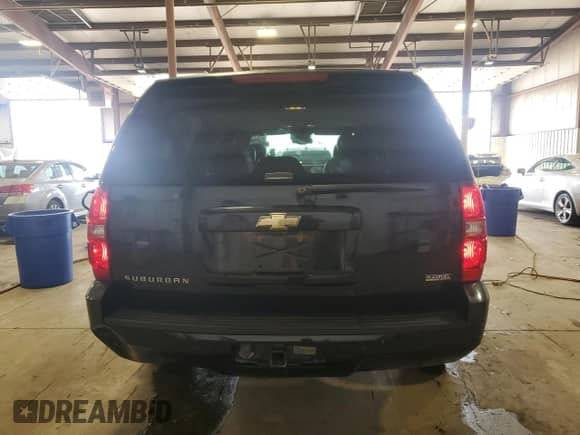 2007 Chevrolet Suburban LT с VIN 3GNFK16337G282112, выставлен на аукционе Copart как лот 80829135 с пробегом 220 208 миль миль и Списание • Salvage title. История ставок и продаж доступна на DreamBid. Изображение 6.