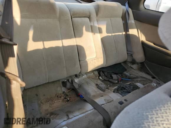 1995 Toyota Camry LE z VIN 4T1SK12C7SU548827, wystawiony jako Copart lot #64502944 z przebiegiem 215 266 mil mil oraz Szkoda całkowita • Salvage title. Historia ofert i sprzedaży dostępna na DreamBid. Obrazek 10.