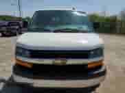 2020 Chevrolet Express Passenger LT with VIN 1GAZGPFP1L1268224, listed as a Copart auction lot 54132585 with 200,621 mi miles and Clean title. Bid and sale history available at DreamBid. Image 5.