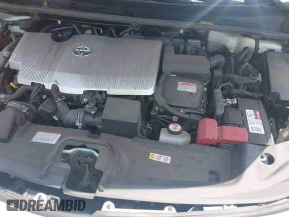 2018 Toyota Prius Plus z VIN JTDKARFP5J3070415, wystawiony jako IAAI lot #42701325 z przebiegiem 77 529 mil mil oraz . Historia ofert i sprzedaży dostępna na DreamBid. Obrazek 10.