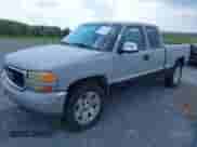 2002 GMC Sierra 1500 SLE с VIN 2GTEC19V721345759, выставлен на аукционе IAAI как лот 43026220 с пробегом 340 756 миль миль и . История ставок и продаж доступна на DreamBid. Изображение 2.