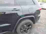 2018 Jeep Grand Cherokee Laredo с VIN 1C4RJFAGXJC502498, выставлен на аукционе IAAI как лот 42343738 с пробегом 81 600 миль миль и . История ставок и продаж доступна на DreamBid. Изображение 12.