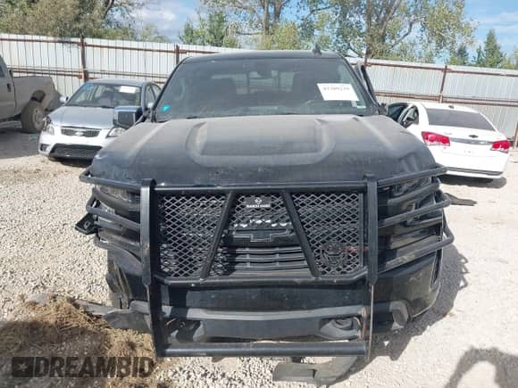 2020 Chevrolet Silverado 1500 LT with VIN 3GCUYDED4LG194755, listed as a IAAI auction lot 43380239 with 194,793 mi miles and . Bid and sale history available at DreamBid. Image 12.