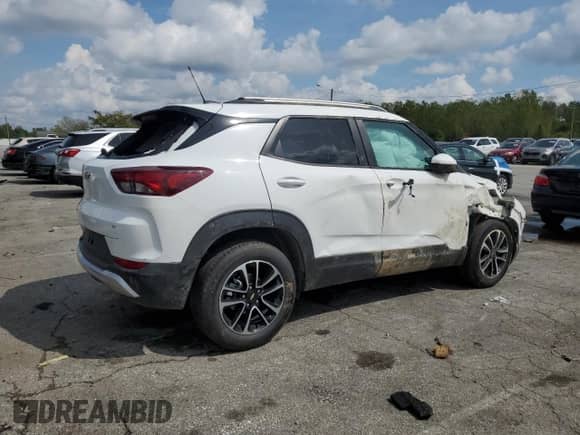 2025 Chevrolet TrailBlazer LT with VIN KL79MPSP7SB148147, listed as a Copart auction lot 81700565 with Not provided miles and Non repairable. Bid and sale history available at DreamBid. Image 3.