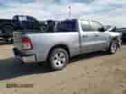 2022 Ram 1500 Big Horn с VIN 1C6RREBGXNN219599, выставлен на аукционе Copart как лот 43715205 с пробегом 82 340 миль миль и Чистый • Clean title. История ставок и продаж доступна на DreamBid. Изображение 3.