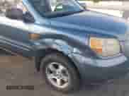 2006 Honda Pilot EX-L z VIN 5FNYF28706B035145, wystawiony jako IAAI lot #41608774 z przebiegiem 96 638 mil mil oraz . Historia ofert i sprzedaży dostępna na DreamBid. Obrazek 6.