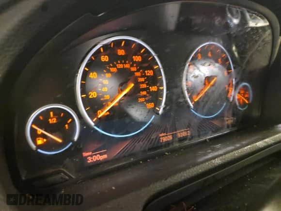 2017 BMW 5 Series 535i xDrive z VIN WBA5M4C34HD187204, wystawiony jako Copart lot #83436574 z przebiegiem 79 026 mil mil oraz Szkoda całkowita • Salvage title. Historia ofert i sprzedaży dostępna na DreamBid. Obrazek 9.