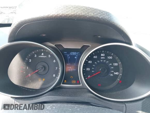 2012 Hyundai Veloster w/Black Int с VIN KMHTC6AD8CU046547, выставлен на аукционе IAAI как лот 42388735 с пробегом 12 884 миль миль и . История ставок и продаж доступна на DreamBid. Изображение 7.