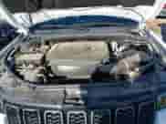 2018 Jeep Grand Cherokee Trailhawk z VIN 1C4RJFLGXJC454935, wystawiony jako IAAI lot #41753809 z przebiegiem 38 896 mil mil oraz . Historia ofert i sprzedaży dostępna na DreamBid. Obrazek 10.