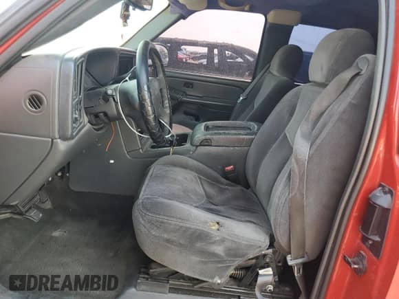 2003 GMC Sierra 1500 SLE with VIN 2GTEC19V231300391, listed as a Copart auction lot 64077725 with 194,727 mi miles and Salvage title. Bid and sale history available at DreamBid. Image 7.