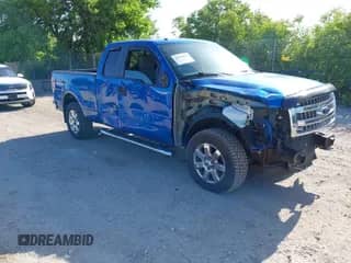 2013 Ford F-150 XL z VIN 1FTFX1EF1DFD25414, wystawiony jako IAAI lot #42570424 z przebiegiem 104 838 mil mil oraz . Historia ofert i sprzedaży dostępna na DreamBid. Obrazek 1.