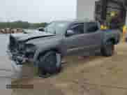 2022 Toyota Tacoma SR с VIN 3TYCZ5AN4NT102730, выставлен на аукционе Copart как лот 70374165 с пробегом 39 034 миль миль и Списание • Salvage title. История ставок и продаж доступна на DreamBid. Изображение 1.