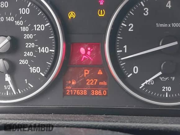 2007 BMW 3 Series 328i with VIN WBAWB33597PV71577, listed as a IAAI auction lot 41368831 with 217,639 mi miles and . Bid and sale history available at DreamBid. Image 15.