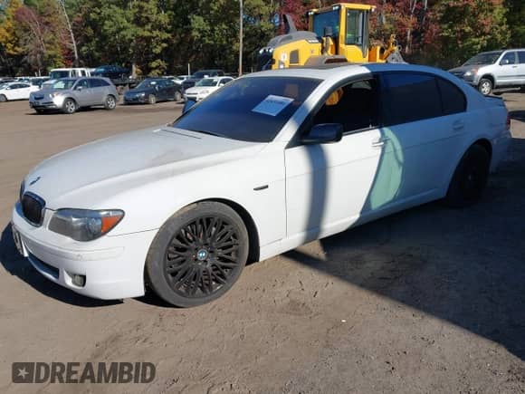 2008 BMW 7 Series 750Li z VIN WBAHN83508DT80940, wystawiony jako IAAI lot #43431486 z przebiegiem Nie podano mil oraz . Historia ofert i sprzedaży dostępna na DreamBid. Obrazek 2.