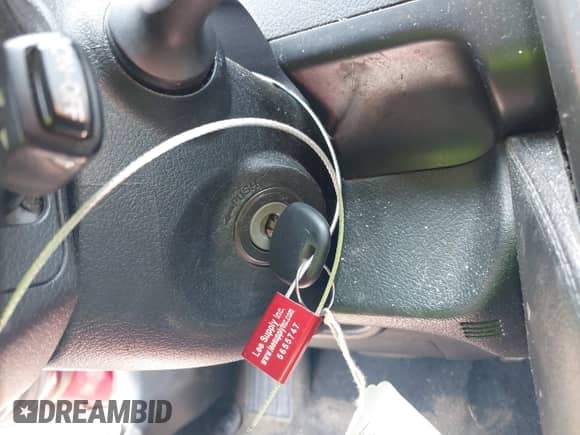 2013 Toyota Camry L with VIN 4T1BF1FK5DU688545, listed as a IAAI auction lot 40115717 with 235,400 mi miles and . Bid and sale history available at DreamBid. Image 11.