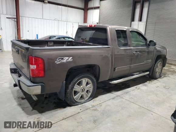 2007 Chevrolet Silverado 1500 Work Truck с VIN 1GCEK19J17Z553845, выставлен на аукционе Copart как лот 86208294 с пробегом 276 728 миль миль и Чистый • Clean title. История ставок и продаж доступна на DreamBid. Изображение 3.