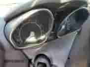 2015 Ford Fiesta SE z VIN 3FADP4BE7FM160109, wystawiony jako Copart lot #70980595 z przebiegiem Nie podano mil oraz Szkoda całkowita • Salvage title. Historia ofert i sprzedaży dostępna na DreamBid. Obrazek 9.