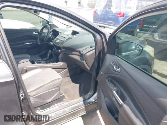 2017 Ford Escape SE with VIN 1FMCU9G93HUC52514, listed as a IAAI auction lot 43133799 with 141,616 mi miles and . Bid and sale history available at DreamBid. Image 5.