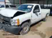 2013 Chevrolet Silverado 1500 Work Truck z VIN 1GCNCPEX9DZ248650, wystawiony jako IAAI lot #43394520 z przebiegiem 177 558 mil mil oraz . Historia ofert i sprzedaży dostępna na DreamBid. Obrazek 17.