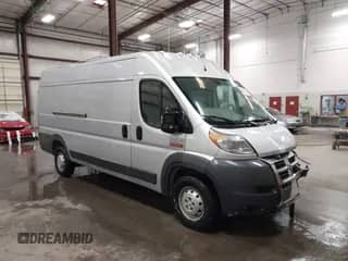2017 Ram ProMaster Cargo z VIN 3C6URVJG8HE518674, wystawiony jako IAAI lot #41759762 z przebiegiem 65 855 mil mil oraz . Historia ofert i sprzedaży dostępna na DreamBid. Obrazek 1.