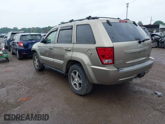 2006 Jeep Grand Cherokee Laredo z VIN 1J4HR48N46C259964, wystawiony jako IAAI lot #42698023 z przebiegiem 201 624 mil mil oraz . Historia ofert i sprzedaży dostępna na DreamBid. Obrazek 3.