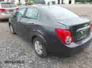 2013 Chevrolet Sonic LT с VIN 1G1JC5SG8D4190608, выставлен на аукционе IAAI как лот 42785234 с пробегом Не указан миль и . История ставок и продаж доступна на DreamBid. Изображение 3.
