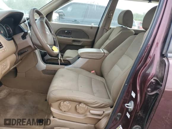 2007 Honda Pilot LX с VIN 2HKYF18137H537785, выставлен на аукционе Copart как лот 84706365 с пробегом 201 401 миль миль и Чистый • Clean title. История ставок и продаж доступна на DreamBid. Изображение 7.