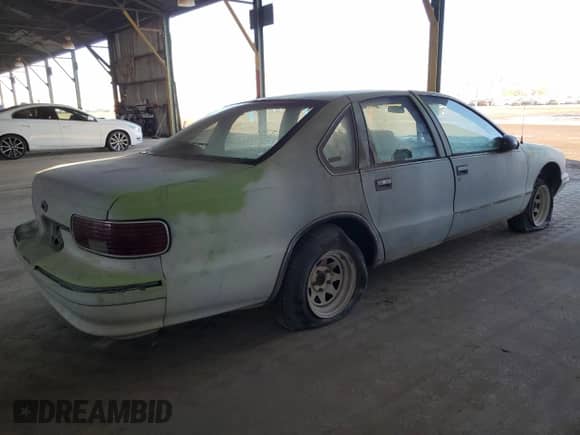 1996 Chevrolet Caprice 1SA Special Value с VIN 1G1BL52W3TR150630, выставлен на аукционе Copart как лот 81755094 с пробегом 296 333 миль миль и Чистый • Clean title. История ставок и продаж доступна на DreamBid. Изображение 3.