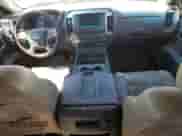 2015 Chevrolet Silverado 3500HD LTZ с VIN 1GC4K0C88FF505710, выставлен на аукционе Copart как лот 80216245 с пробегом Не указан миль и Списание • Salvage title. История ставок и продаж доступна на DreamBid. Изображение 8.