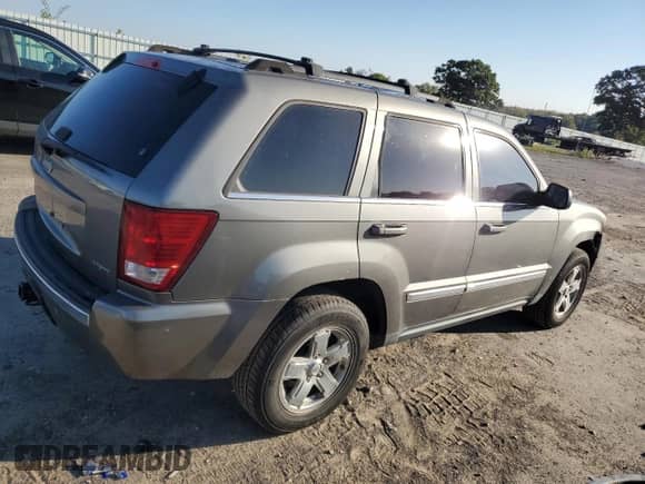 2007 Jeep Grand Cherokee Limited z VIN 1J8HR582X7C589930, wystawiony jako Copart lot #81838245 z przebiegiem 171 886 mil mil oraz Czysty tytuł • Clean title. Historia ofert i sprzedaży dostępna na DreamBid. Obrazek 3.