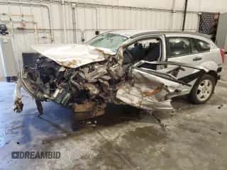 2007 Dodge Caliber SXT z VIN 1B3HB48B87D126850, wystawiony jako Copart lot #70845835 z przebiegiem 97 956 mil mil oraz Nie do naprawy • Non repairable. Historia ofert i sprzedaży dostępna na DreamBid. Obrazek 1.