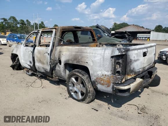 2017 Chevrolet Silverado 1500 LT z VIN 3GCUKREC3HG466998, wystawiony jako Copart lot #80644725 z przebiegiem Nie podano mil oraz Szkoda całkowita • Salvage title. Historia ofert i sprzedaży dostępna na DreamBid. Obrazek 2.