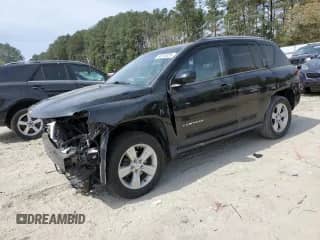2015 Jeep Compass High Altitude с VIN 1C4NJDEB4FD325000, выставлен на аукционе Copart как лот 54090805 с пробегом 37 850 миль миль и Списание • Salvage title. История ставок и продаж доступна на DreamBid. Изображение 1.
