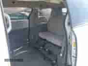2013 Toyota Sienna LE AAS с VIN 5TDKK3DC2DS363105, выставлен на аукционе IAAI как лот 42727775 с пробегом 86 803 миль миль и . История ставок и продаж доступна на DreamBid. Изображение 8.