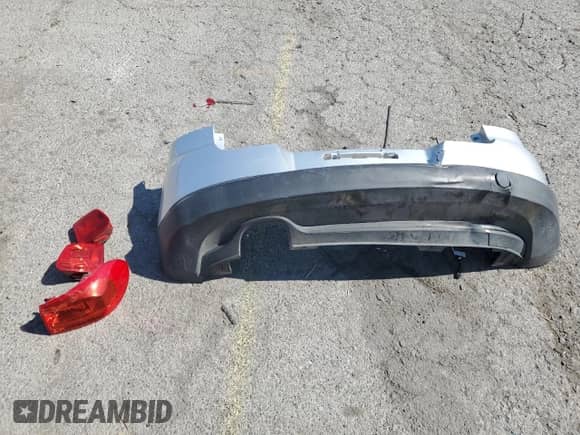 2012 Volkswagen Tiguan S с VIN WVGCV7AX0CW565638, выставлен на аукционе Copart как лот 62784105 с пробегом 120 362 миль миль и Списание • Salvage title. История ставок и продаж доступна на DreamBid. Изображение 12.