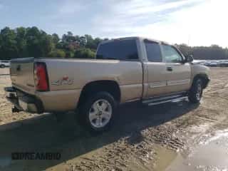 2004 Chevrolet Silverado 1500 Z71 с VIN 2GCEK19T141159073, выставлен на аукционе Copart как лот 80166015 с пробегом 206 714 миль миль и Списание • Salvage title. История ставок и продаж доступна на DreamBid. Изображение 3.