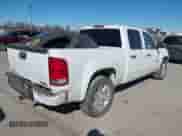 2008 GMC Sierra 1500 SLE1 z VIN 3GTEC13J48G183191, wystawiony jako IAAI lot #41400811 z przebiegiem 249 798 mil mil oraz . Historia ofert i sprzedaży dostępna na DreamBid. Obrazek 4.
