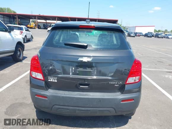 2020 Chevrolet Trax LS z VIN 3GNCJKSB8LL151994, wystawiony jako IAAI lot #42999317 z przebiegiem 18 309 mil mil oraz . Historia ofert i sprzedaży dostępna na DreamBid. Obrazek 16.