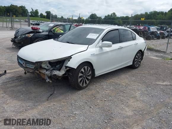 2015 Honda Accord Touring z VIN 1HGCR6F70FA013958, wystawiony jako IAAI lot #42919174 z przebiegiem 195 994 mil mil oraz . Historia ofert i sprzedaży dostępna na DreamBid. Obrazek 2.