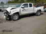 2023 Toyota Tacoma SR with VIN 3TYSX5EN5PT022609, listed as a Copart auction lot 81572905 with 7,923 mi miles and Salvage title. Bid and sale history available at DreamBid. Image 1.