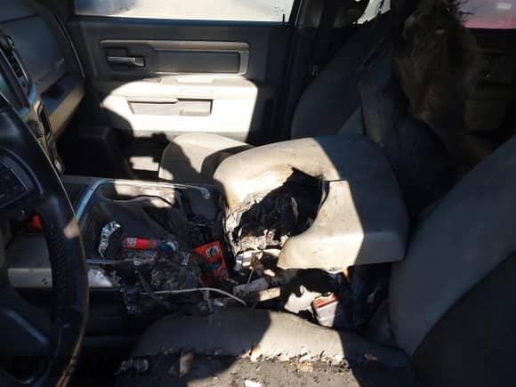 2017 Ram 1500 Big Horn with VIN 1C6RR7TT1HS661393, listed as a IAAI auction lot 41289432 with 111,003 mi miles and . Bid and sale history available at DreamBid. Image 12.