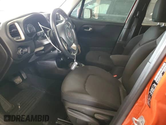 2017 Jeep Renegade Latitude с VIN ZACCJABBXHPF97985, выставлен на аукционе Copart как лот 68295615 с пробегом 119 398 миль миль и Списание • Salvage title. История ставок и продаж доступна на DreamBid. Изображение 7.