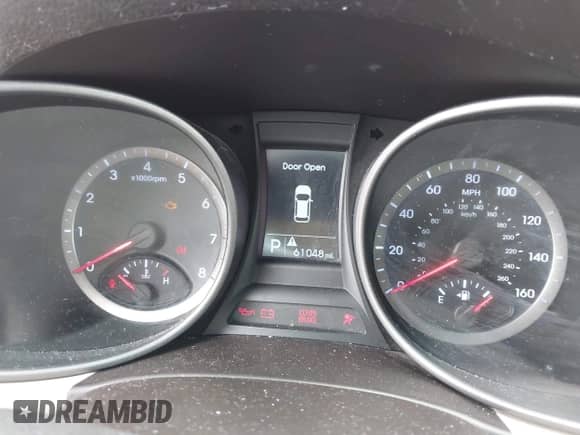 2016 Hyundai Santa Fe with VIN 5XYZT3LB4GG352189, listed as a IAAI auction lot 43001699 with 61,048 mi miles and . Bid and sale history available at DreamBid. Image 7.