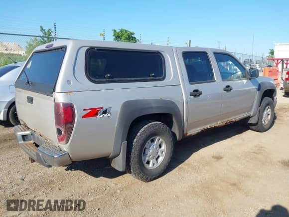 2006 Chevrolet Colorado 3LT with VIN 1GCDT136368277119, listed as a IAAI auction lot 42641939 with 264,107 mi miles and . Bid and sale history available at DreamBid. Image 4.